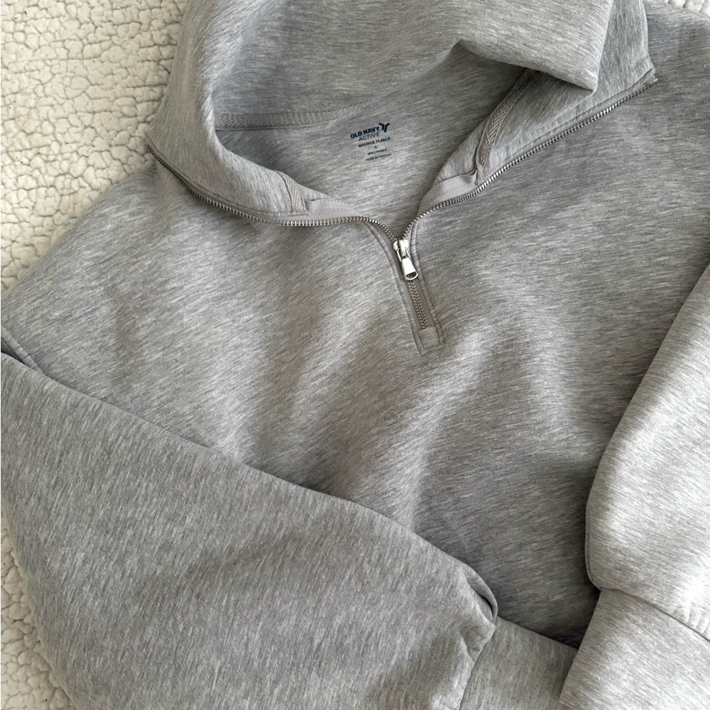 Old Navy quarter zip crewneck